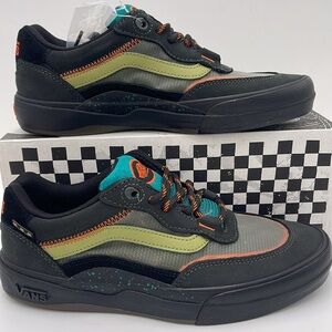 Vans WMNS Wayvee Outdoor Unexplored Sneakers
Outdoor Unexplored
VN0A5JIABKP